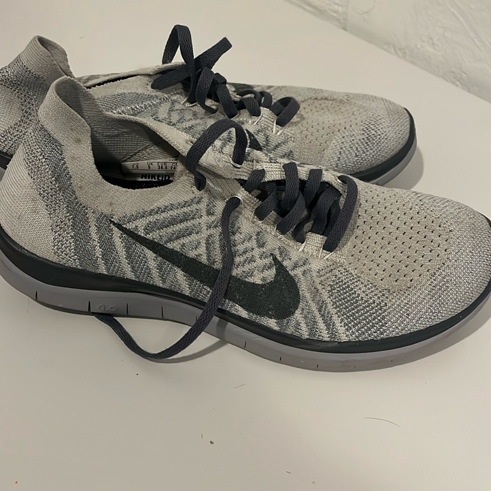 Nike Sneakers W 7.5